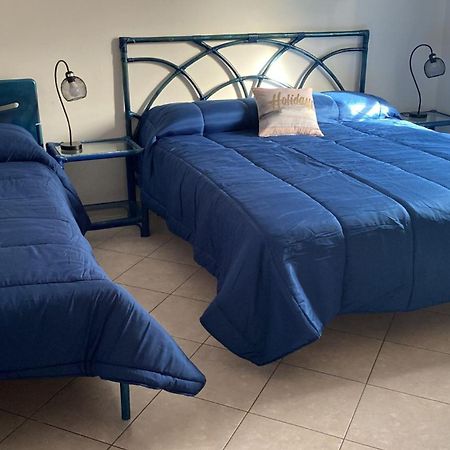 B&B Lido Azzurro Καταντζάρο Δωμάτιο φωτογραφία
